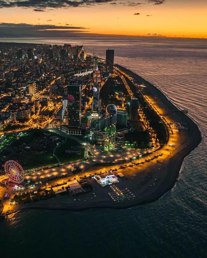 Orbi City Sea View - Special Category Batumi Exterior photo